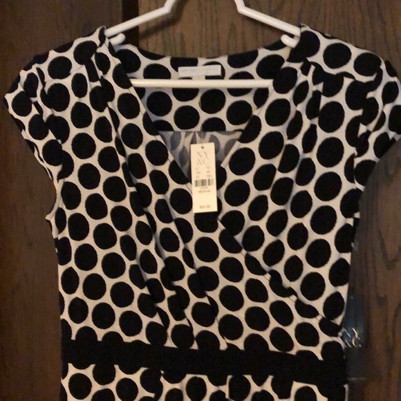 Women’s dress - Picture 2 of 6